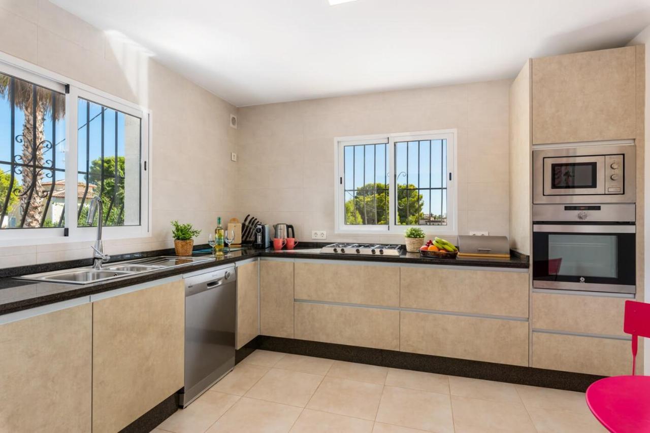 Villa Watsi - Plusholidays กัลเป ภายนอก รูปภาพ